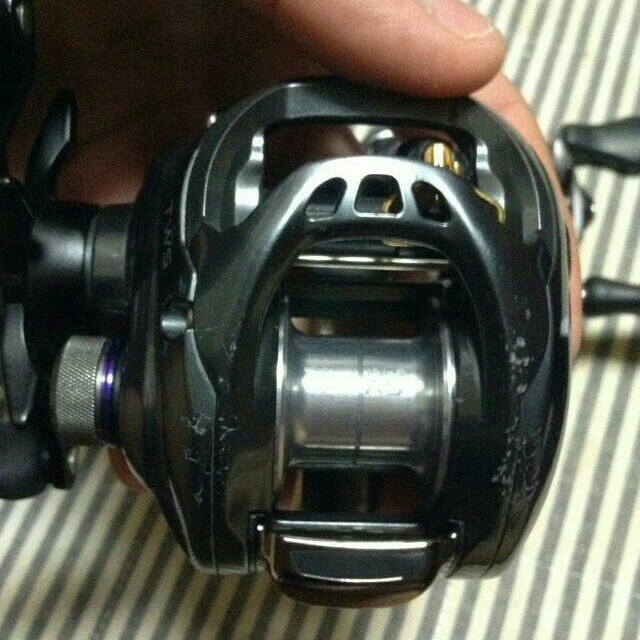 SHIMANO(シマノ)のスコーピオン  タトゥーラ2つで1万3500円です スポーツ/アウトドアのフィッシング(リール)の商品写真