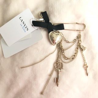 LANVIN en Bleu(ブローチ/コサージュ)のフリマアイテム一覧 LANVIN en Bleu(ブローチ/コサージュ)のフリマアイテム一覧