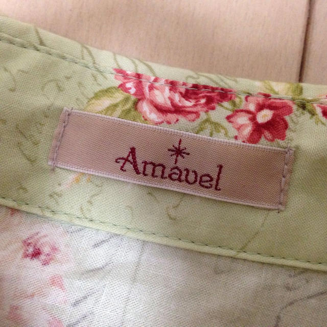 Amavel(アマベル)のAmavelブラウス レディースのトップス(シャツ/ブラウス(長袖/七分))の商品写真