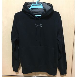 アンダーアーマー(UNDER ARMOUR)のアンダーアーマー UNDERARMOUR ブラック パーカー SMサイズ(パーカー)