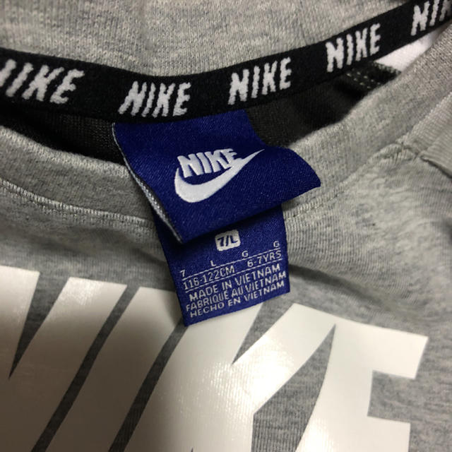 NIKE(ナイキ)のナイキトレーナー/110.120 キッズ/ベビー/マタニティのキッズ服男の子用(90cm~)(Tシャツ/カットソー)の商品写真