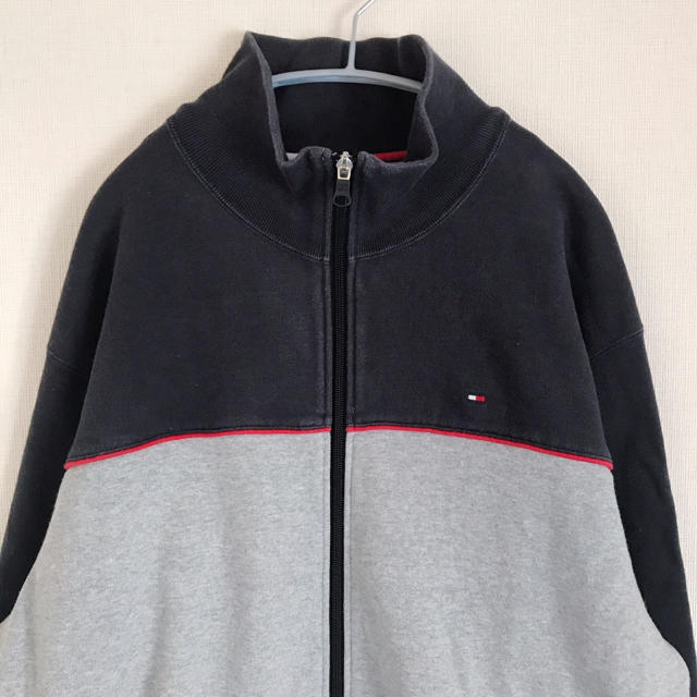 TOMMY HILFIGER(トミーヒルフィガー)の【たかさん専用】トミーヒルフィガー フルジップ  ジャージ XL バイカラー メンズのトップス(ジャージ)の商品写真