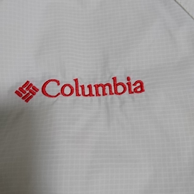 Columbia(コロンビア)の値下げします　Columbia マウンテンパーカー レディース レディースのジャケット/アウター(ブルゾン)の商品写真