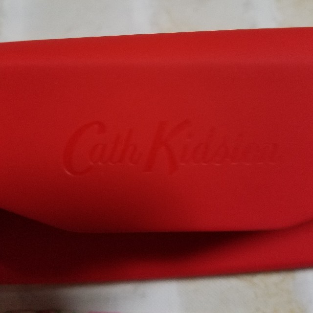 Cath Kidston(キャスキッドソン)のCath Kidston　キャス・キッドソン　眼鏡ケース レディースのファッション小物(サングラス/メガネ)の商品写真