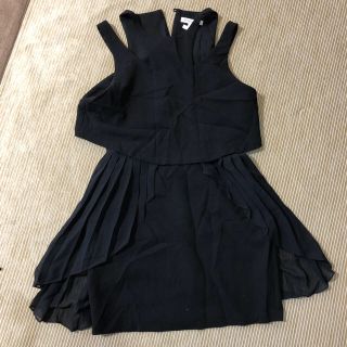 ビーシービージーマックスアズリア(BCBGMAXAZRIA)のMaPoyo様専用 BCBG ENERATION ブラックドレス(ひざ丈ワンピース)