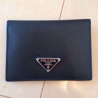 プラダ(PRADA)のPRADA パスケース レザー 美品(名刺入れ/定期入れ)