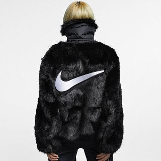 アンブッシュ(AMBUSH)のMサイズ  NIKE × AMBUSH 黒 フェイクファー(毛皮/ファーコート)