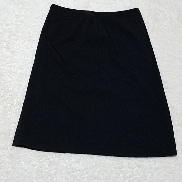 タイトスカート　黒 レディースのスカート(ひざ丈スカート)の商品写真