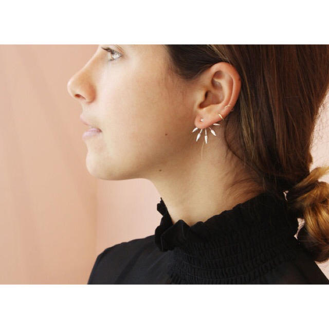 BEAUTY&YOUTH UNITED ARROWS(ビューティアンドユースユナイテッドアローズ)のPamela Love Five Spike Stud Earrings レディースのアクセサリー(ピアス)の商品写真