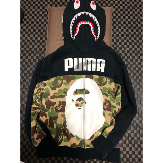 希少！！美品！A BATHING APE×PUMAコラボシャークパーカー