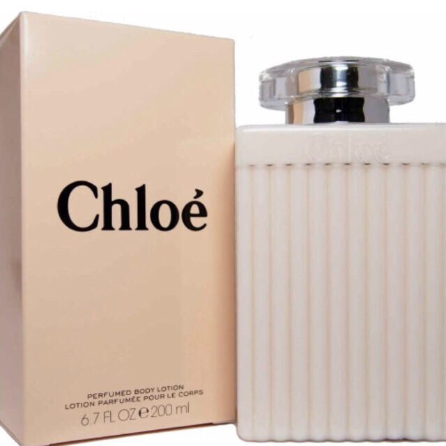 Chloe(クロエ)のクロエ ボディローション コスメ/美容のボディケア(ボディローション/ミルク)の商品写真