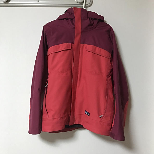 patagonia(パタゴニア)のパタゴニア ウエア レディース（訳あり） スポーツ/アウトドアのスノーボード(ウエア/装備)の商品写真