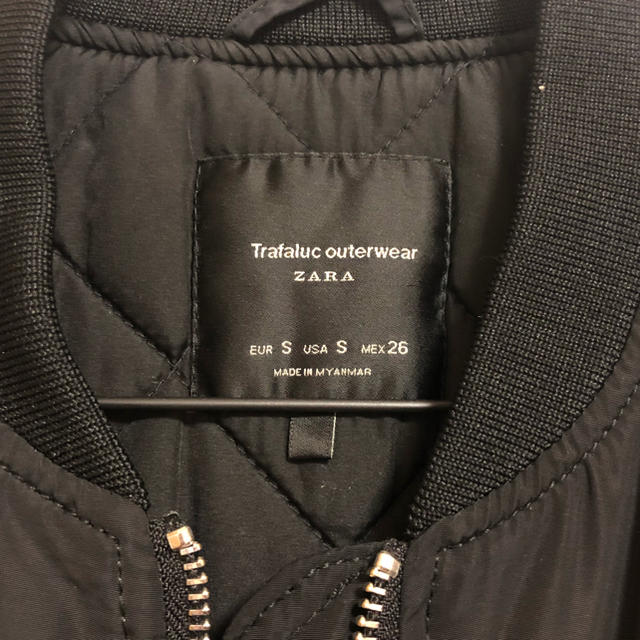 ZARA(ザラ)のZARA MA-1 ブルゾン ブラック レディースのジャケット/アウター(ブルゾン)の商品写真