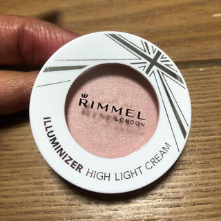 リンメル(RIMMEL)のリンメル イルミナイザー ハイライトクリーム 002 ピンク(フェイスカラー)