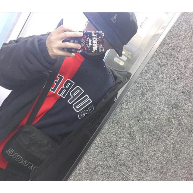 人気SALE100%新品 Supreme SMAPER様専用 supreme split crewneck スウェットの通販 by しゃちほこ's  shop｜シュプリームならラクマ