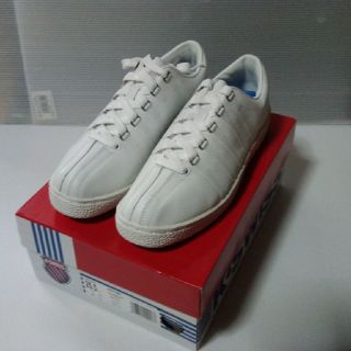 ケースイス(K-SWISS)のK-SWISS Classic ｹｰｽｲｽ ｸﾗｼｯｸ 25.5cm(スニーカー)