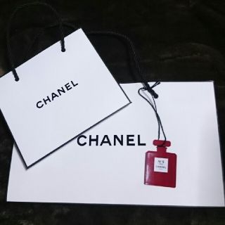 シャネル(CHANEL)の♥ レア♥CHANEL 2018 伊勢丹限定  チャーム & ショッパー♥(ショップ袋)