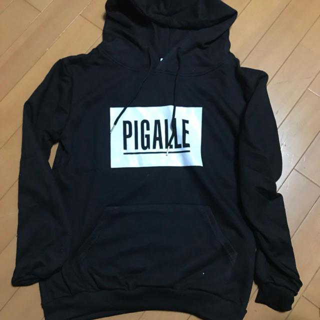 PIGALLE BOXロゴ パーカー