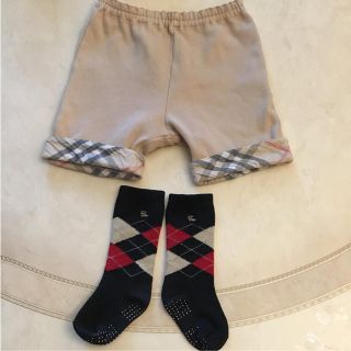 バーバリー(BURBERRY)の靴下のみの販売  上のパンツは完売(その他)