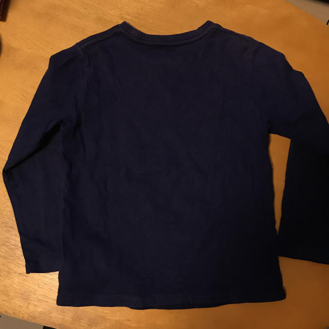 babyGAP(ベビーギャップ)のbabyGap ロンT 長袖Tシャツ ネイビー size5yrs 110くらい キッズ/ベビー/マタニティのキッズ服男の子用(90cm~)(Tシャツ/カットソー)の商品写真