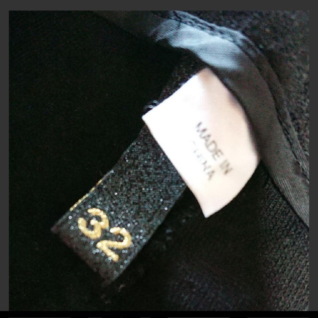 H&M(エイチアンドエム)の美品  H&M  ベロアストレッチパンツ  黒  32 レディースのパンツ(カジュアルパンツ)の商品写真
