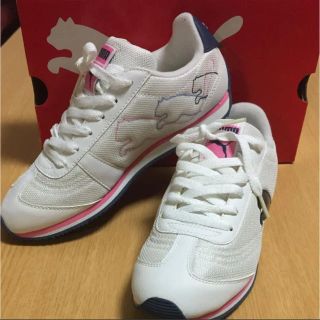 プーマ(PUMA)のPUMAの白スニーカー(スニーカー)