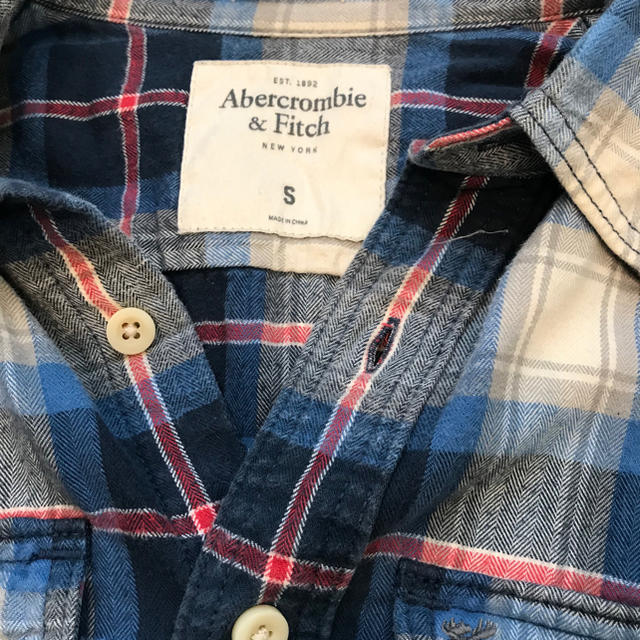 Abercrombie&Fitch(アバクロンビーアンドフィッチ)のアバクロ シャツ メンズのトップス(シャツ)の商品写真