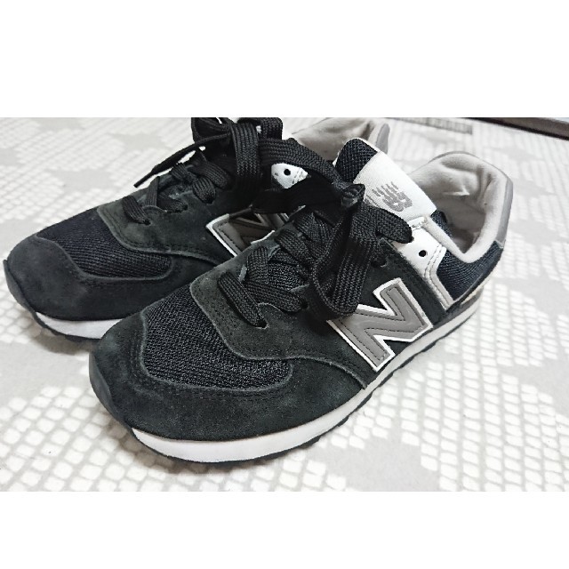 New Balance(ニューバランス)のnew balance
574

23.5センチ
黒  レディースの靴/シューズ(スニーカー)の商品写真