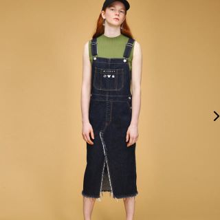 マウジー(moussy)のmoussy ディズニーコラボ デニムスカート(ひざ丈スカート)