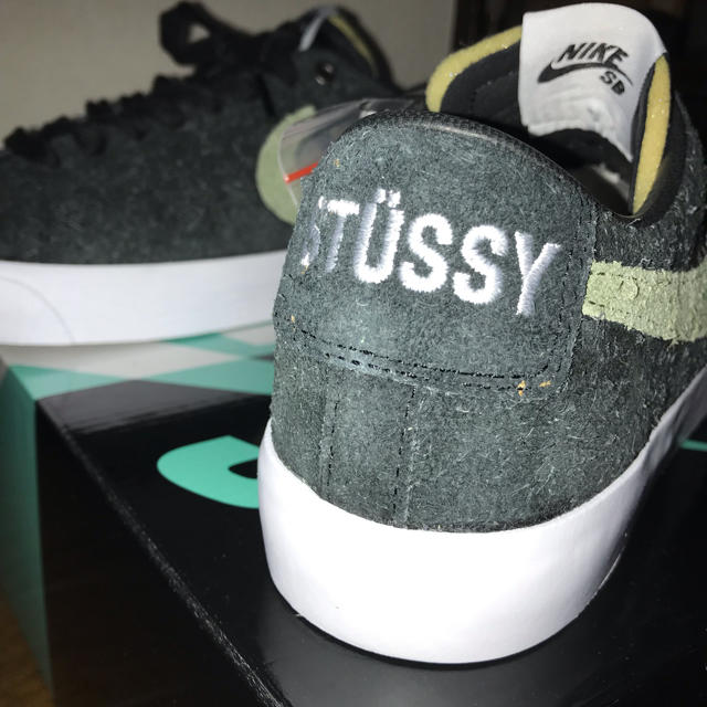 NIKE(ナイキ)のstussy nike sb zoom blazer low qs メンズの靴/シューズ(スニーカー)の商品写真