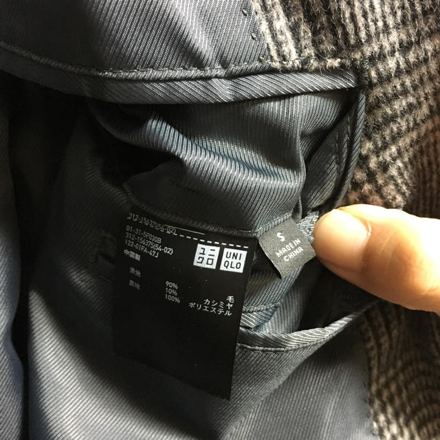 UNIQLO(ユニクロ)のユニクロ チェスターコート S チェック柄 メンズ メンズのジャケット/アウター(チェスターコート)の商品写真