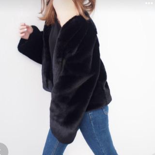 ザラ(ZARA)の♡zara ファー ハーフコート Sサイズ♡韓国ファッション 美品 (毛皮/ファーコート)