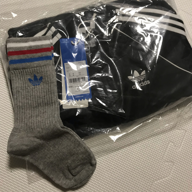 adidas(アディダス)の★専用★ キッズ/ベビー/マタニティのキッズ服男の子用(90cm~)(その他)の商品写真