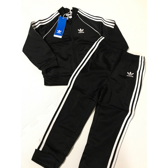 adidas(アディダス)の★専用★ キッズ/ベビー/マタニティのキッズ服男の子用(90cm~)(その他)の商品写真