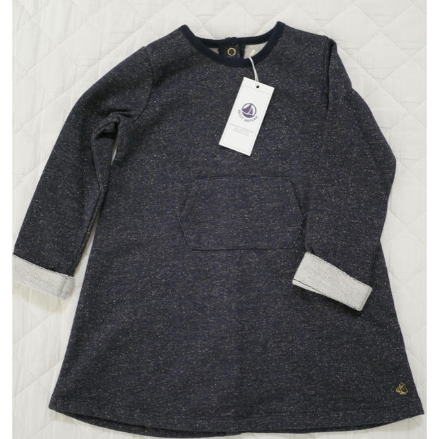 PETIT BATEAU(プチバトー)のプチバトー ラメスウェットワンピース 36m キッズ/ベビー/マタニティのキッズ服女の子用(90cm~)(ワンピース)の商品写真