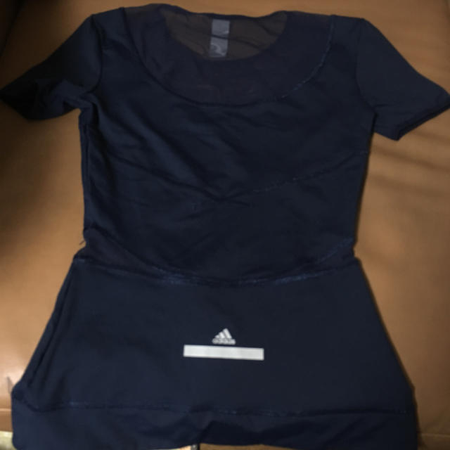 adidas by Stella McCartney(アディダスバイステラマッカートニー)のアディダスバイステラマッカートニー Tシャツ スポーツ/アウトドアのランニング(ウェア)の商品写真