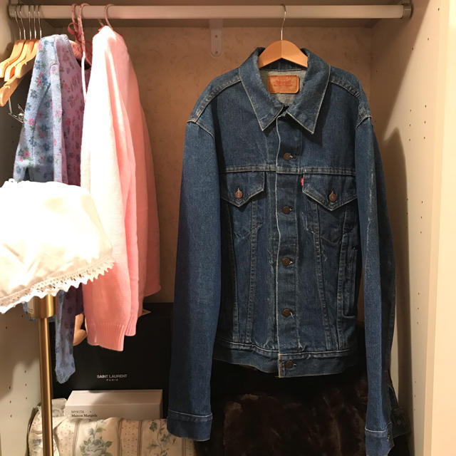 Levi's denim jacket.