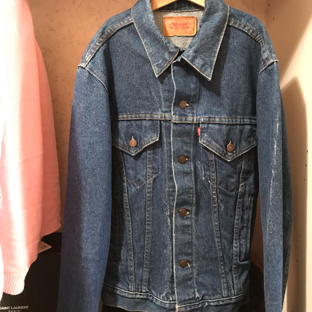 Levi's denim jacket.