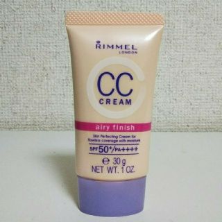 リンメル(RIMMEL)のリンメル
CCクリーム エアリーフィニッシュ001(化粧下地)