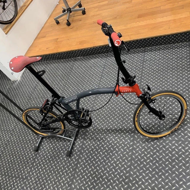 スポーツ/アウトドア新品2018ブロンプトン CHPT3 S6E ブラックチタン Brompton