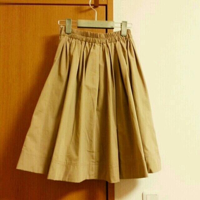 one after another NICE CLAUP(ワンアフターアナザーナイスクラップ)のナイスクラップ◎タックスカート レディースのスカート(ひざ丈スカート)の商品写真