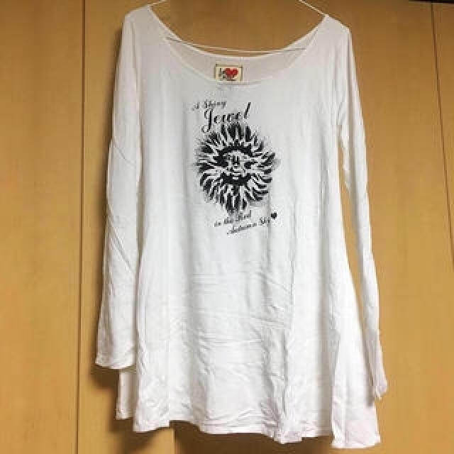 PEACH JOHN(ピーチジョン)のマイハニービー 新品未使用 ☺️ レディースのトップス(Tシャツ(長袖/七分))の商品写真