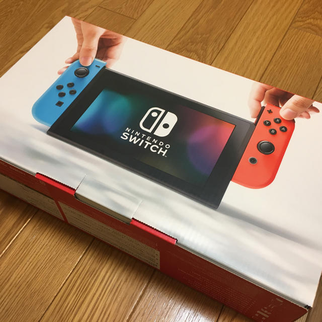 任天堂(ニンテンドウ)のニンテンドースイッチ エンタメ/ホビーのゲームソフト/ゲーム機本体(家庭用ゲーム機本体)の商品写真