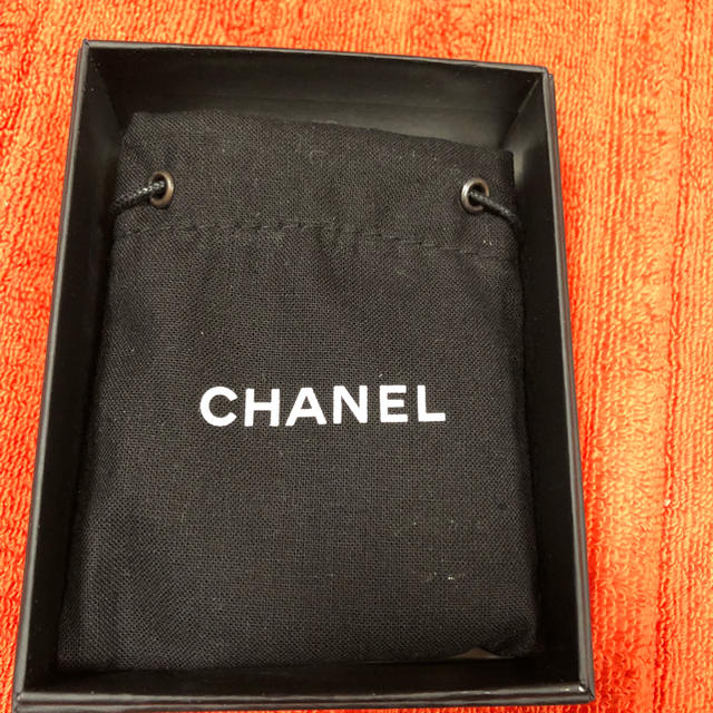 CHANEL(シャネル)のChanel マネークリップ レア 新品未使用 メンズのファッション小物(マネークリップ)の商品写真