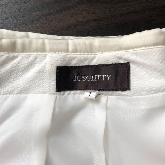 JUSGLITTY(ジャスグリッティー)のJUSGLITTY ジャスグリッティー フラワーニードルパンチスカート 1 レディースのスカート(ミニスカート)の商品写真
