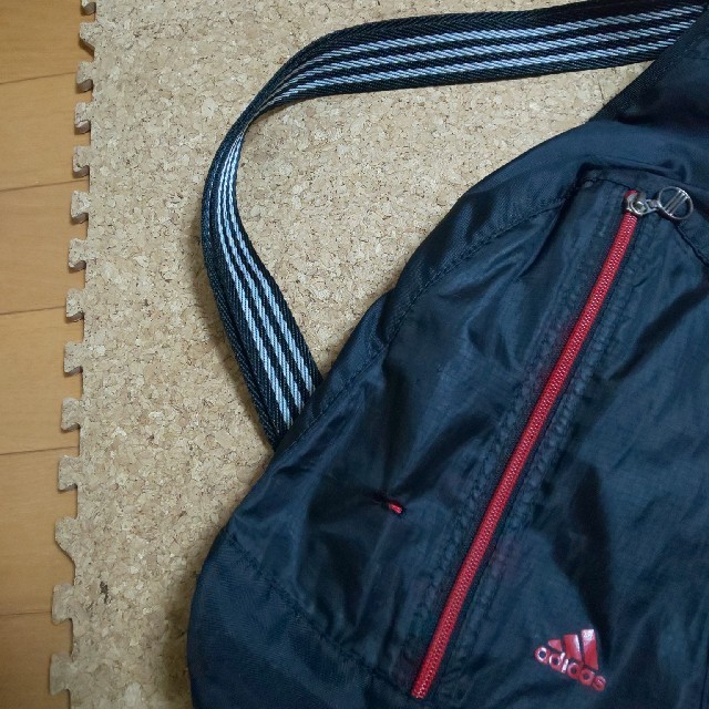 adidas(アディダス)のお値下げしました❢アディダスボディーバッグ♪ メンズのバッグ(ボディーバッグ)の商品写真