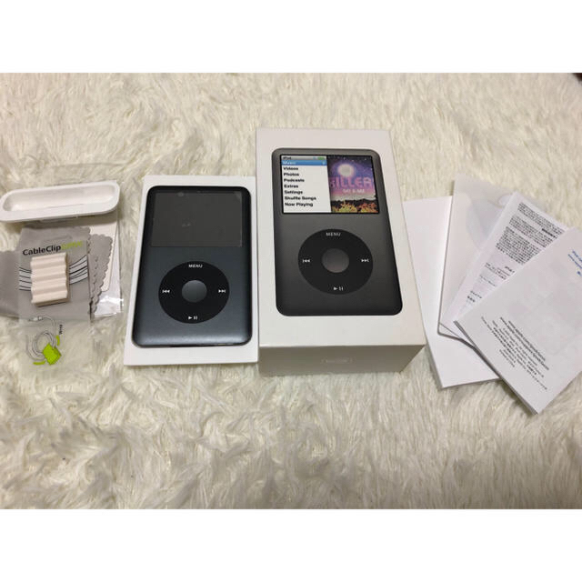 Apple(アップル)のiPod classic（160GB） スマホ/家電/カメラのオーディオ機器(ポータブルプレーヤー)の商品写真