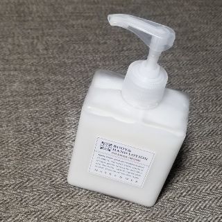 マークスアンドウェブ(MARKS&WEB)のマークスアンドウェブ　BODY＆HAND LOTION オレンジ　モミ(ボディローション/ミルク)