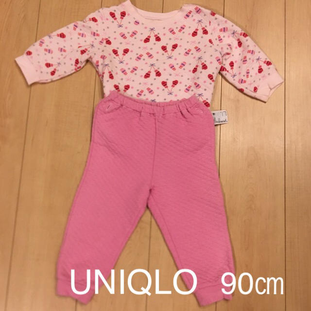 UNIQLO(ユニクロ)のUNIQLO  キルティングパジャマ  90㎝  手袋柄 キッズ/ベビー/マタニティのキッズ服男の子用(90cm~)(パジャマ)の商品写真