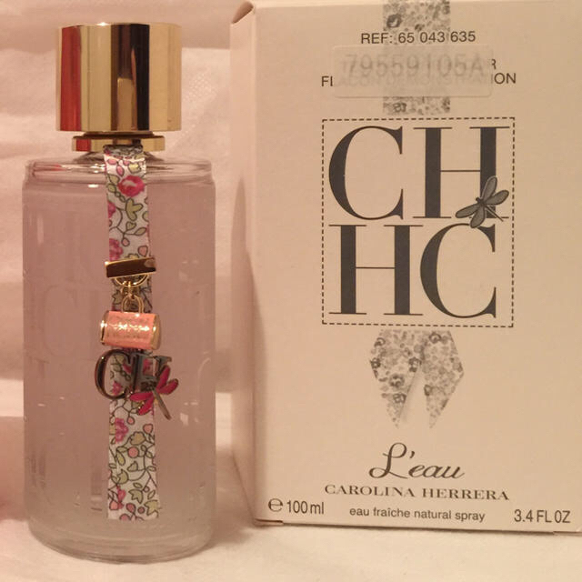 CAROLINA HERRERA(キャロライナヘレナ)のキャロライナヘレラ 香水 CH ロー  100ml コスメ/美容の香水(香水(女性用))の商品写真